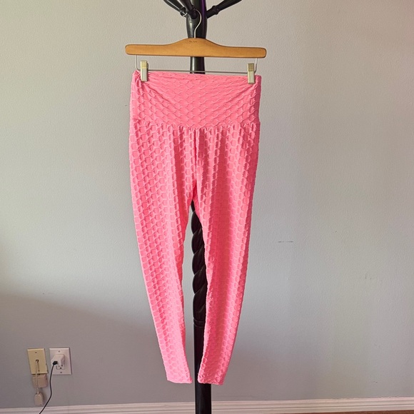 Pants - Pink Textured Leggings